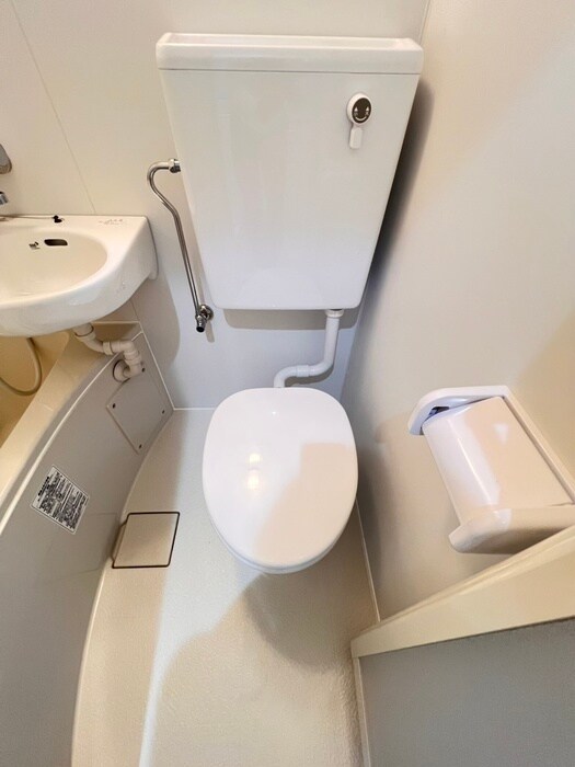 物件内観写真14　(トイレ)