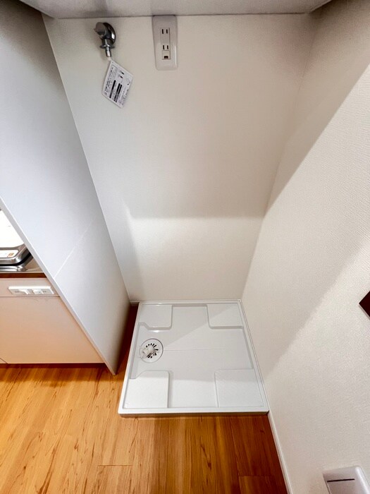 物件内観写真18　(洗濯機置場)