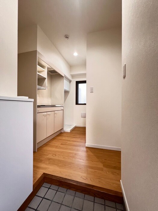 物件内観写真19　(玄関)