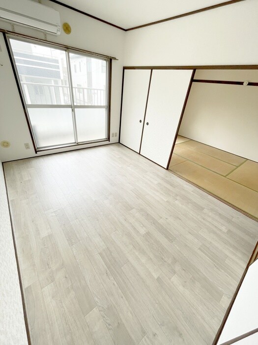 物件内観写真6　(居室)