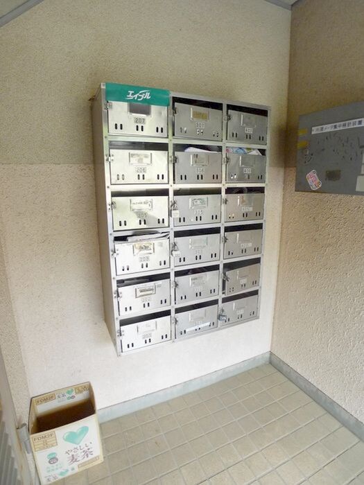 物件外観写真4　(建物設備)