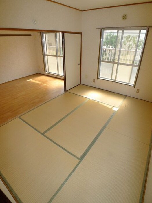 物件内観写真10　(内観写真)