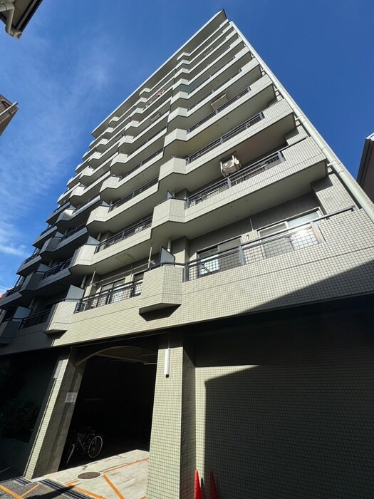 プラザ・ラ・ポールの外観写真