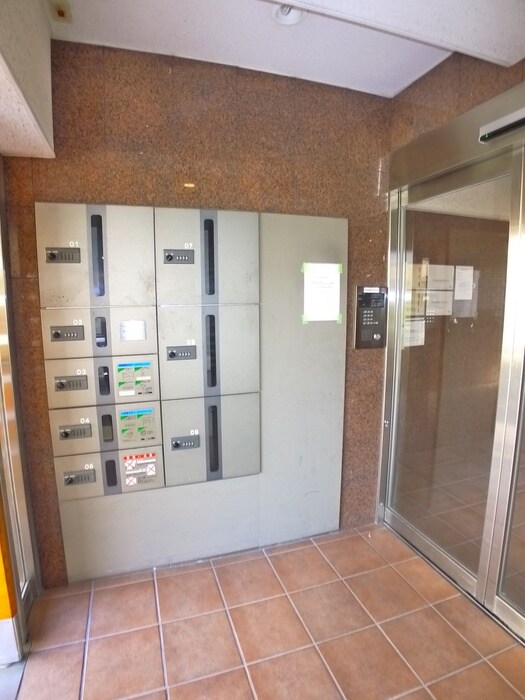 物件外観写真4　(建物設備)