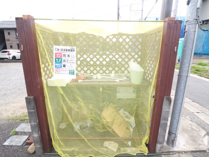 物件外観写真6　(建物設備)