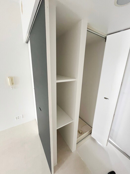 物件内観写真13　(収納)