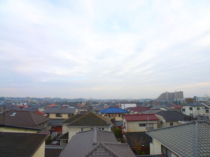 物件内観写真22　(室内からの展望)