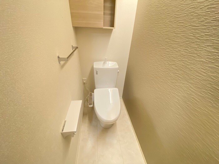 物件内観写真13　(トイレ)