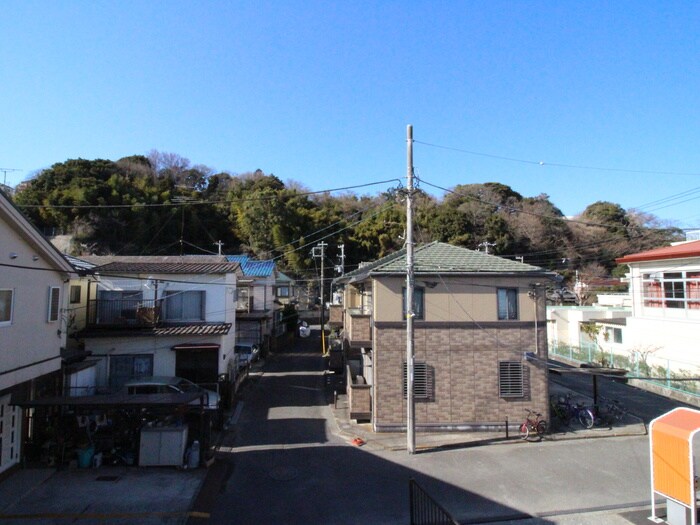 物件内観写真18　(室内からの展望)