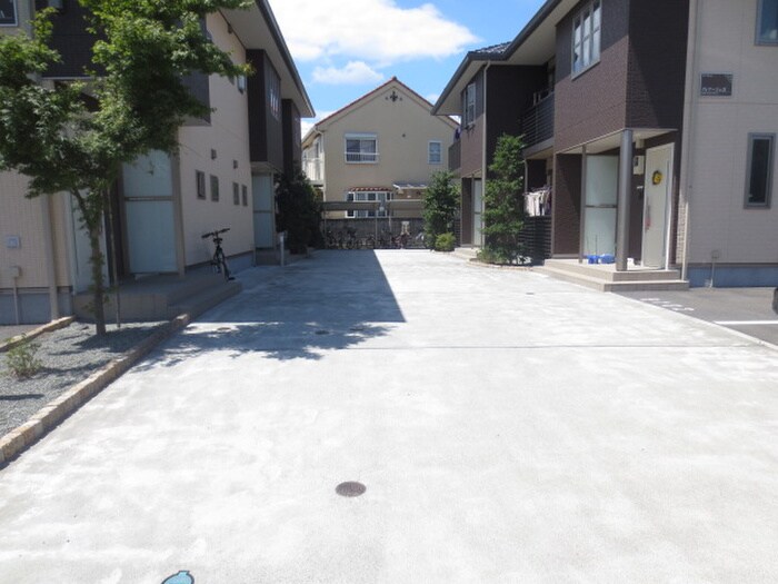 物件外観写真6　(外観写真)