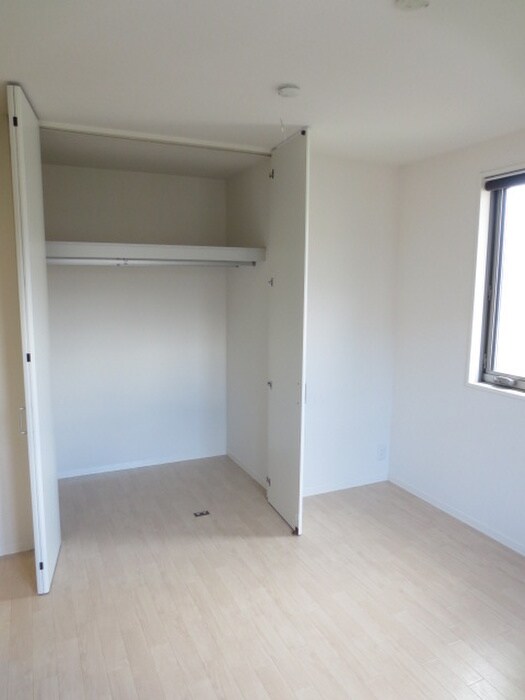 物件内観写真14　(居室)