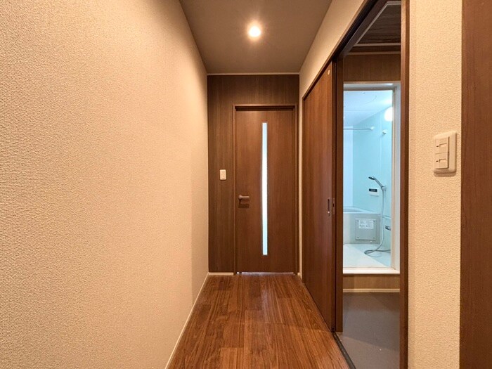 物件内観写真19　(廊下)