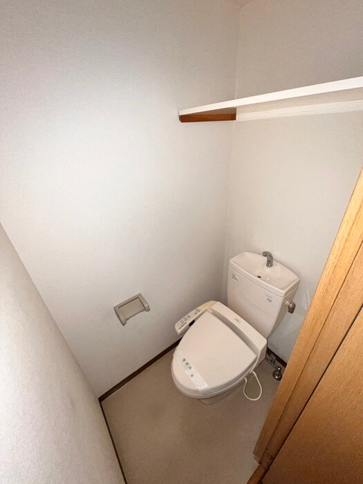 物件内観写真13　(トイレ)