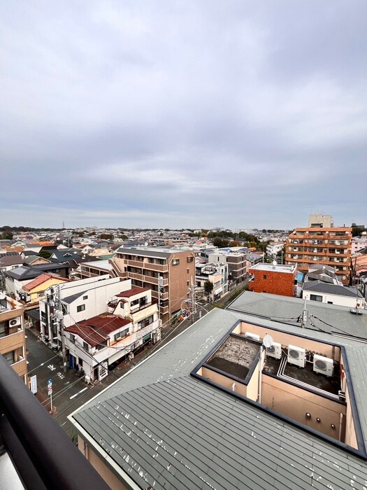 物件内観写真15　(室内からの展望)