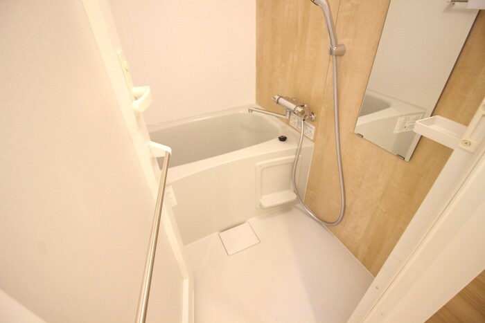 物件内観写真9　(バス／シャワールーム等)