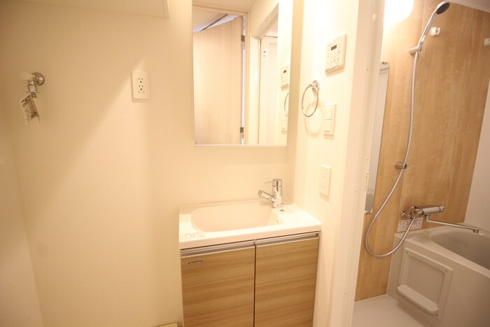 物件内観写真11　(洗面)