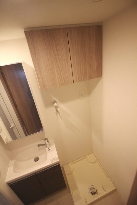 物件内観写真12　(洗濯機置場)