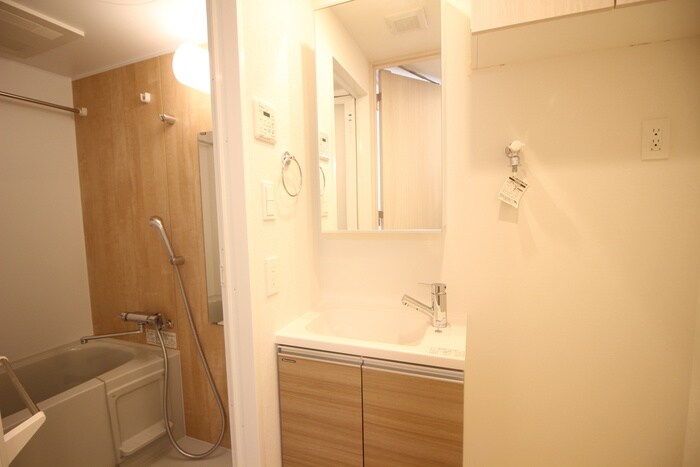 物件内観写真12　(洗面)