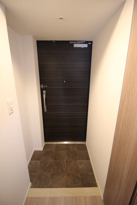 物件内観写真21　(玄関)