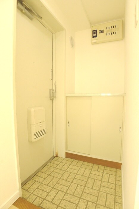 物件内観写真17　(廊下)