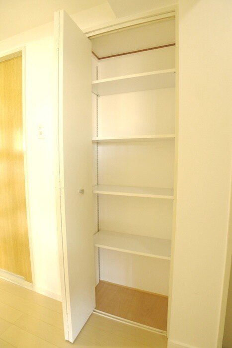 物件内観写真20　(収納)