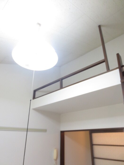 物件内観写真8　(ロフト)