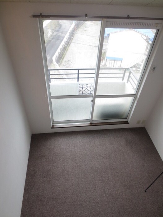 物件内観写真10　(居室)