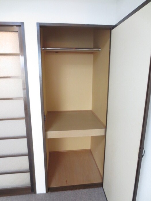 物件内観写真18　(収納)