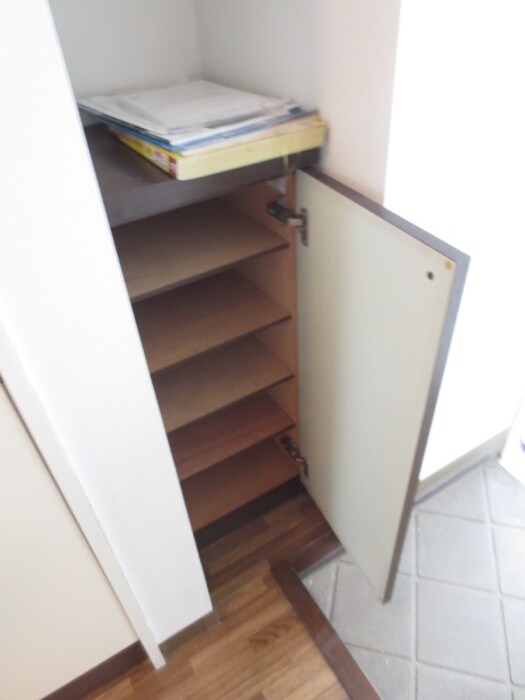 物件内観写真19　(靴箱)