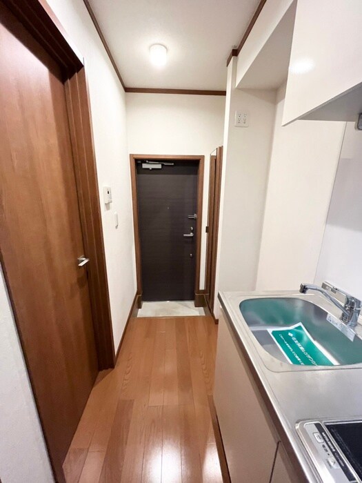 物件内観写真20　(廊下)