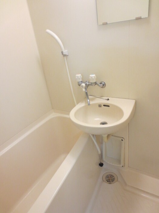 物件内観写真8　(バス／シャワールーム等)