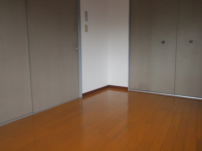 物件内観写真6　(居室)