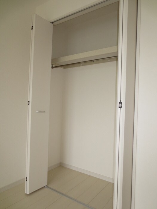 物件内観写真8　(収納)