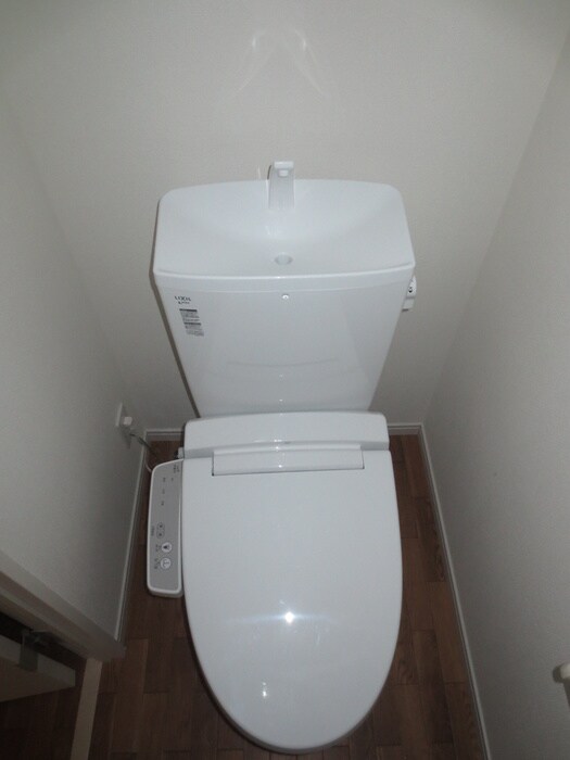 物件内観写真14　(トイレ)