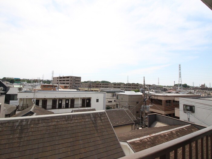 物件内観写真16　(室内からの展望)