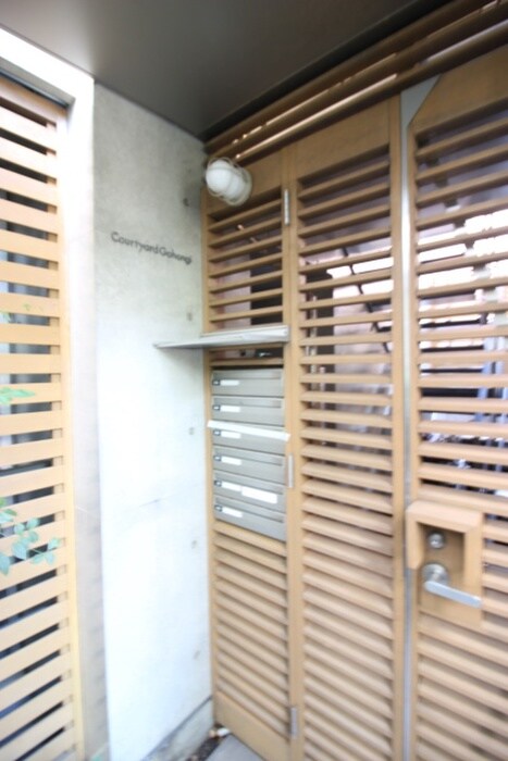 物件外観写真4　(建物設備)