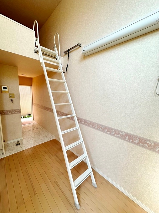 物件内観写真12　(ロフト)