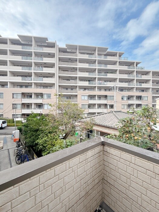 物件内観写真16　(室内からの展望)