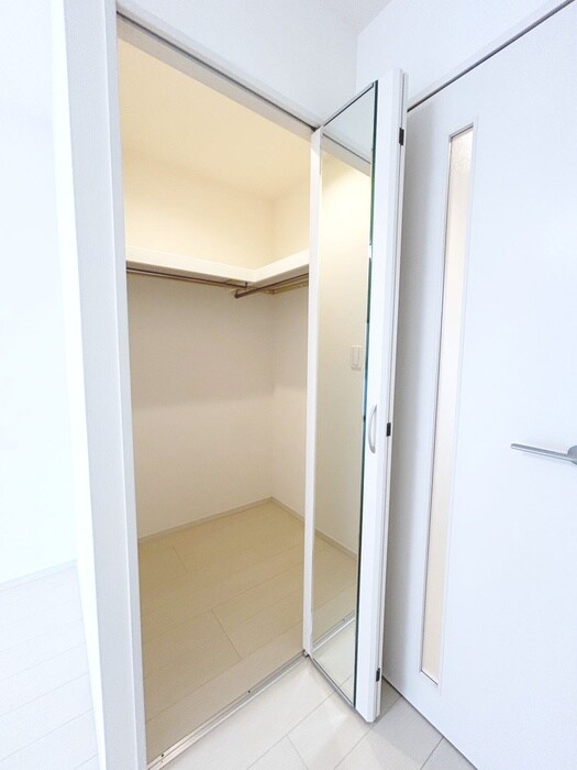 物件内観写真11　(収納)