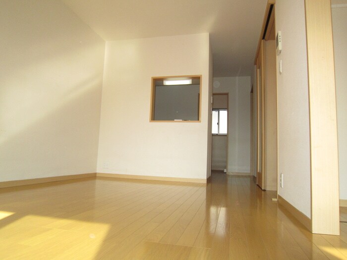 物件内観写真6　(居室)