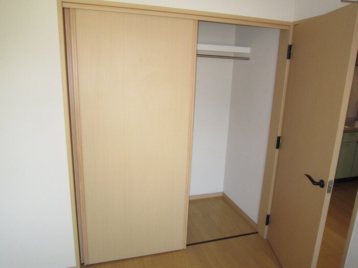 物件内観写真13　(収納)