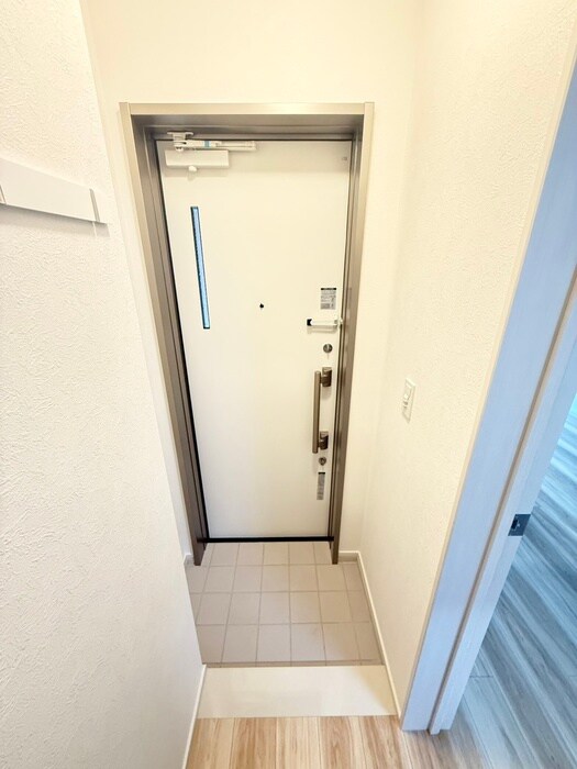 物件内観写真14　(玄関)