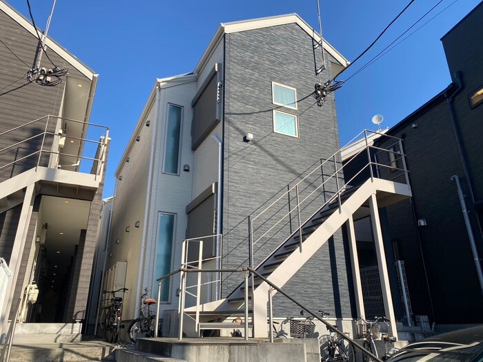 物件外観写真1　(外観写真)