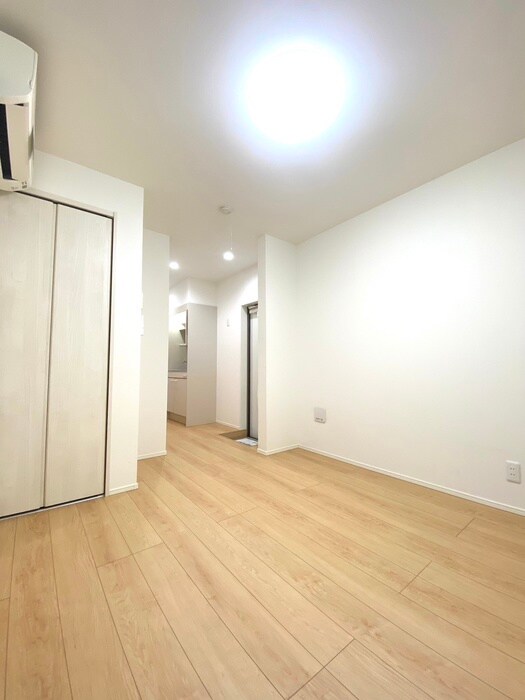 物件内観写真10　(居室)