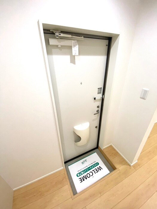 物件内観写真21　(玄関)