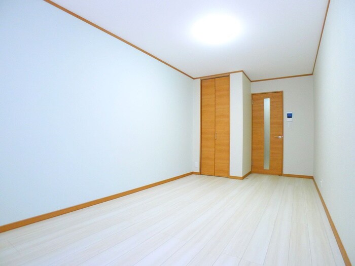 物件内観写真10　(居室)