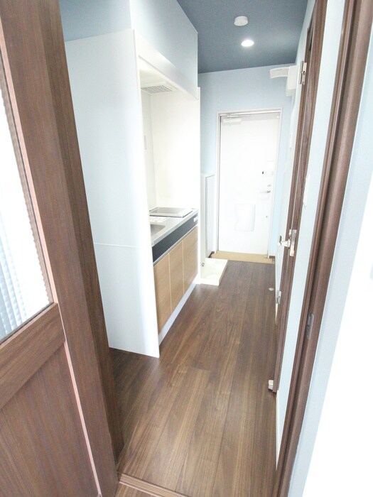 物件内観写真12　(廊下)