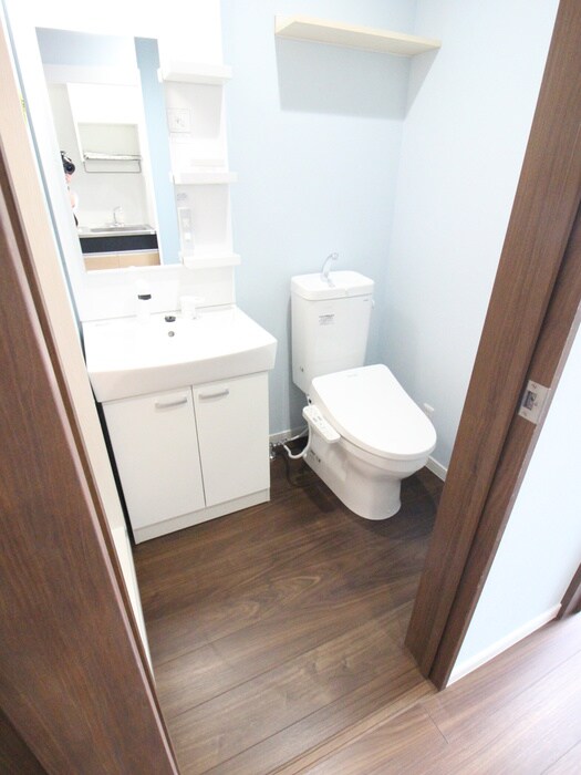 物件内観写真14　(トイレ)