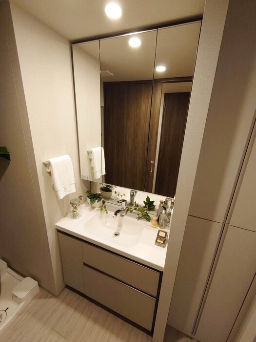 物件内観写真12　(洗面)