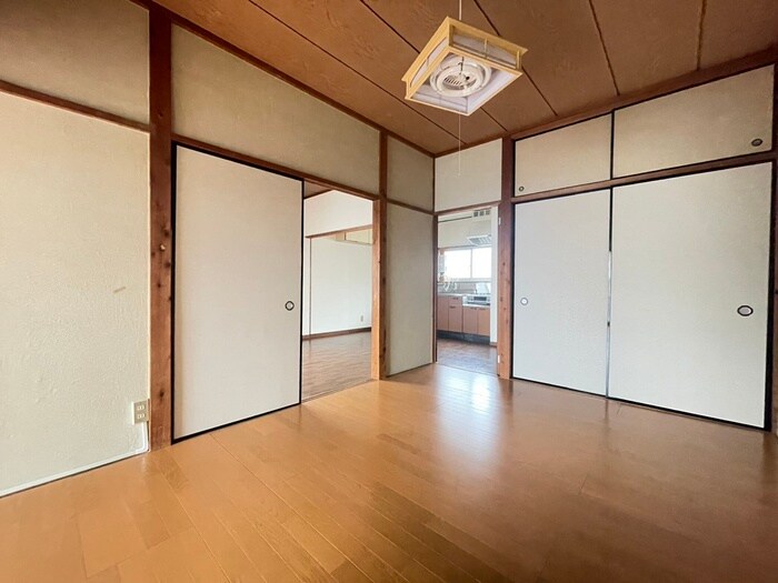 物件内観写真8　(居室)